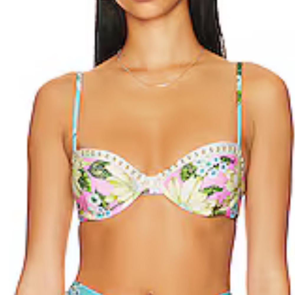 X Revolve Irene Bikini Top In Conga Pink‎ Floral. Agua Bandita. Size XSmall